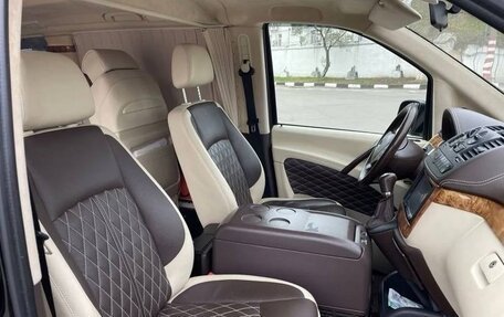 Mercedes-Benz Vito, 2013 год, 2 600 000 рублей, 3 фотография