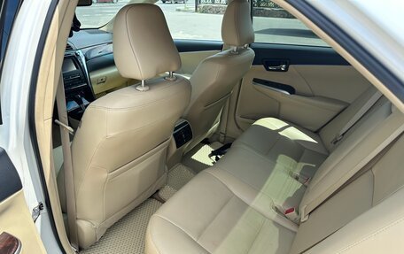 Toyota Camry, 2015 год, 2 150 000 рублей, 10 фотография