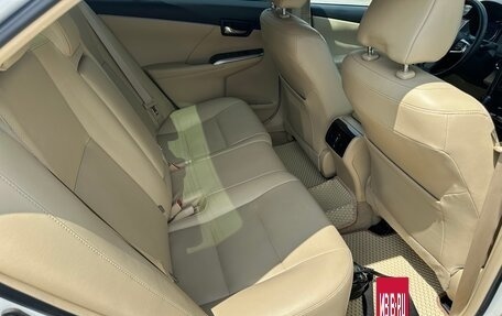 Toyota Camry, 2015 год, 2 150 000 рублей, 11 фотография