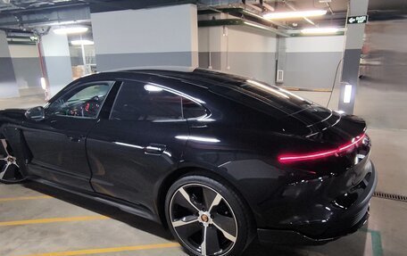 Porsche Taycan I, 2021 год, 18 000 000 рублей, 25 фотография