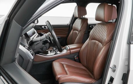 BMW X5, 2018 год, 6 100 000 рублей, 11 фотография