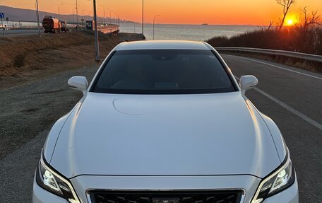 Toyota Crown, 2020 год, 3 120 000 рублей, 4 фотография