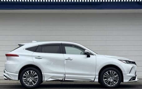 Toyota Harrier, 2021 год, 2 950 000 рублей, 11 фотография