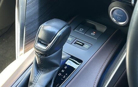 Toyota Harrier, 2021 год, 2 950 000 рублей, 21 фотография