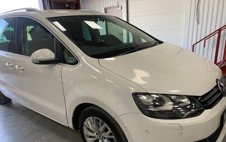 Volkswagen Sharan II, 2013 год, 1 400 000 рублей, 3 фотография