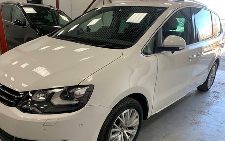 Volkswagen Sharan II, 2013 год, 1 400 000 рублей, 13 фотография