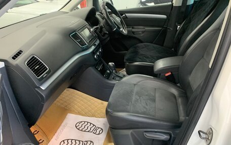 Volkswagen Sharan II, 2013 год, 1 400 000 рублей, 16 фотография