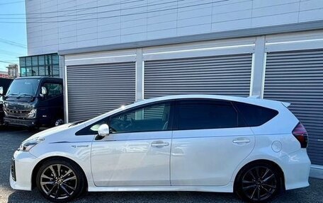 Toyota Prius Alpha I (ZVW40/41), 2021 год, 1 600 000 рублей, 7 фотография