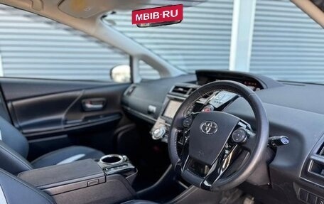 Toyota Prius Alpha I (ZVW40/41), 2021 год, 1 600 000 рублей, 9 фотография