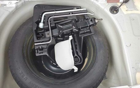 Toyota Prius, 2015 год, 1 500 000 рублей, 11 фотография