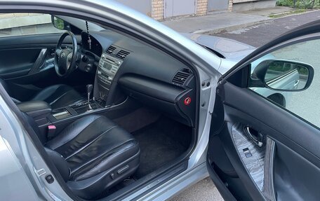 Toyota Camry, 2006 год, 1 325 000 рублей, 5 фотография