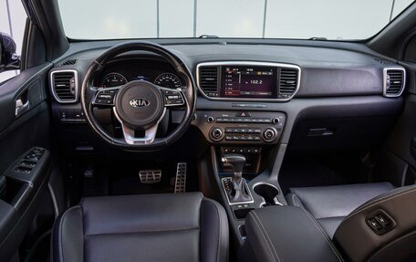 KIA Sportage IV рестайлинг, 2018 год, 2 320 000 рублей, 6 фотография