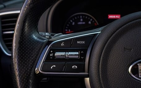 KIA Sportage IV рестайлинг, 2018 год, 2 320 000 рублей, 15 фотография