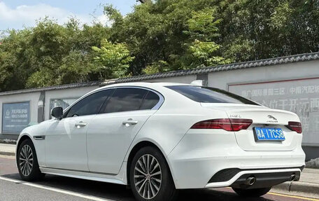 Jaguar XE I рестайлинг, 2022 год, 2 270 000 рублей, 5 фотография