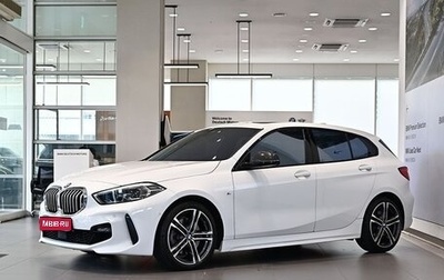 BMW 1 серия, 2021 год, 2 350 000 рублей, 1 фотография