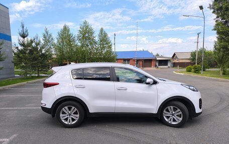 KIA Sportage IV рестайлинг, 2018 год, 1 850 000 рублей, 4 фотография