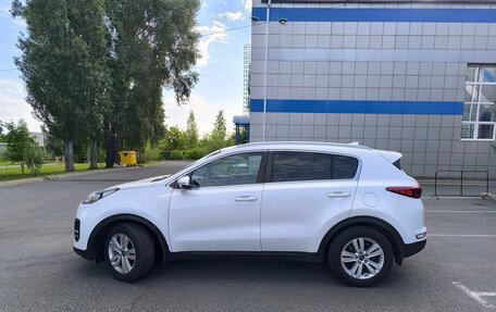 KIA Sportage IV рестайлинг, 2018 год, 1 850 000 рублей, 3 фотография