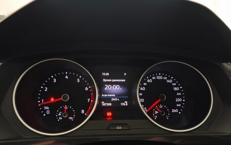 Volkswagen Tiguan II, 2018 год, 2 300 000 рублей, 18 фотография