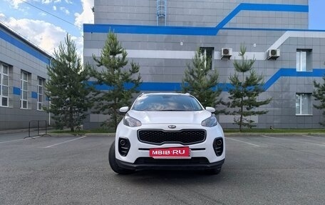 KIA Sportage IV рестайлинг, 2018 год, 1 850 000 рублей, 2 фотография