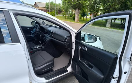 KIA Sportage IV рестайлинг, 2018 год, 1 850 000 рублей, 9 фотография