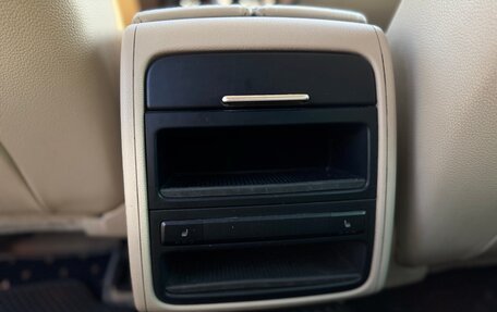 Volkswagen Touareg III, 2012 год, 2 050 000 рублей, 11 фотография