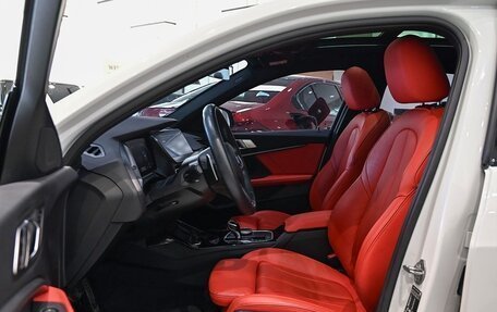 BMW 1 серия, 2021 год, 2 350 000 рублей, 10 фотография