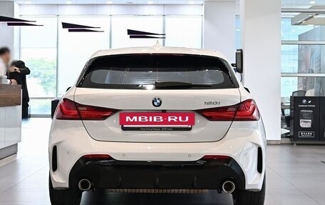 BMW 1 серия, 2021 год, 2 350 000 рублей, 4 фотография
