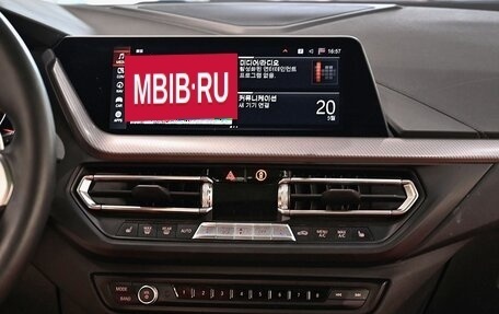 BMW 1 серия, 2021 год, 2 350 000 рублей, 18 фотография