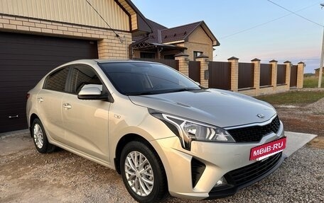 KIA Rio IV, 2020 год, 1 470 000 рублей, 10 фотография