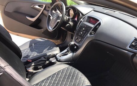 Opel Astra J, 2013 год, 970 000 рублей, 11 фотография