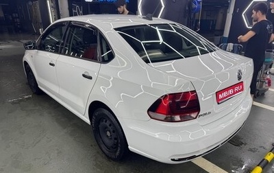 Volkswagen Polo VI (EU Market), 2017 год, 1 000 000 рублей, 1 фотография
