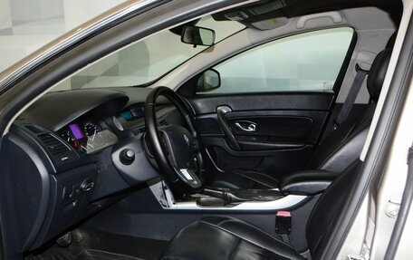 Renault Latitude I, 2010 год, 750 000 рублей, 9 фотография