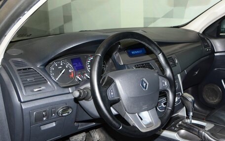 Renault Latitude I, 2010 год, 750 000 рублей, 11 фотография