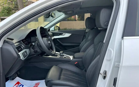 Audi A4, 2021 год, 2 820 000 рублей, 4 фотография