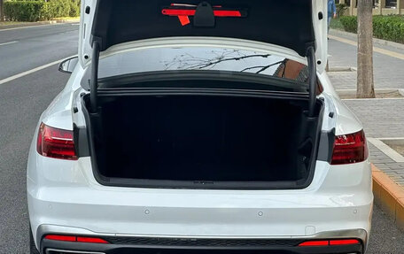 Audi A4, 2021 год, 2 820 000 рублей, 10 фотография