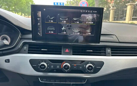 Audi A4, 2021 год, 2 820 000 рублей, 12 фотография