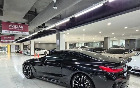 BMW 8 серия, 2022 год, 10 979 333 рублей, 4 фотография