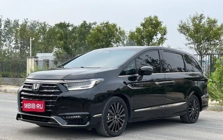 Honda Elysion, 2024 год, 4 250 000 рублей, 1 фотография