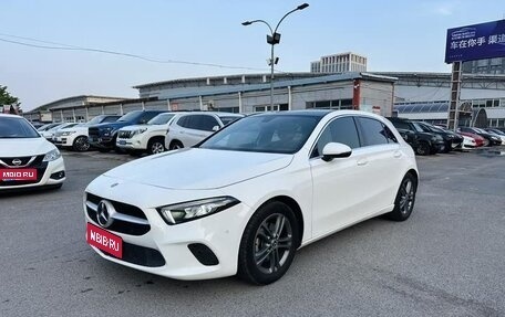 Mercedes-Benz A-Класс, 2020 год, 1 920 000 рублей, 1 фотография