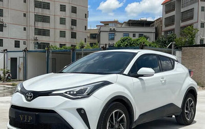 Toyota C-HR I рестайлинг, 2022 год, 1 840 000 рублей, 1 фотография