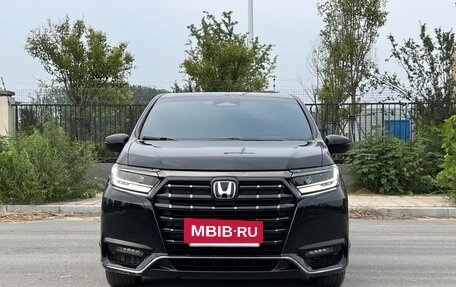 Honda Elysion, 2024 год, 4 250 000 рублей, 2 фотография