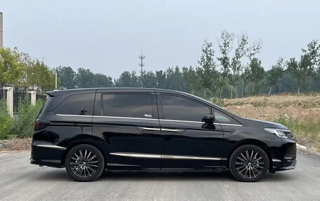 Honda Elysion, 2024 год, 4 250 000 рублей, 8 фотография