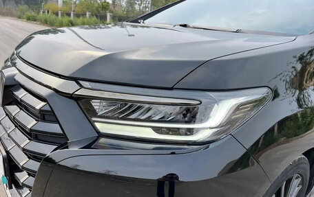 Honda Elysion, 2024 год, 4 250 000 рублей, 20 фотография