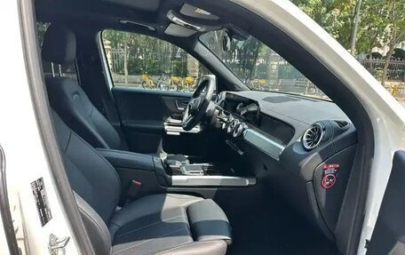Mercedes-Benz GLB, 2021 год, 2 540 000 рублей, 31 фотография