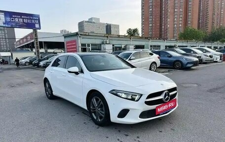Mercedes-Benz A-Класс, 2020 год, 1 920 000 рублей, 7 фотография