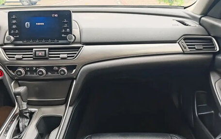 Honda Accord IX рестайлинг, 2020 год, 2 000 000 рублей, 16 фотография