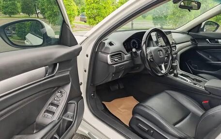 Honda Accord IX рестайлинг, 2020 год, 2 000 000 рублей, 15 фотография