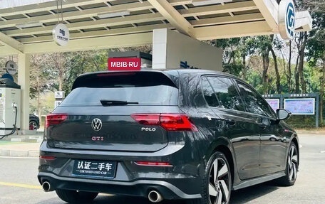 Volkswagen Golf GTI, 2022 год, 2 300 000 рублей, 6 фотография