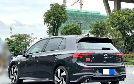 Volkswagen Golf GTI, 2022 год, 2 600 000 рублей, 4 фотография