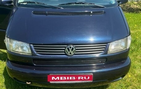 Volkswagen Caravelle T4, 1998 год, 749 000 рублей, 3 фотография